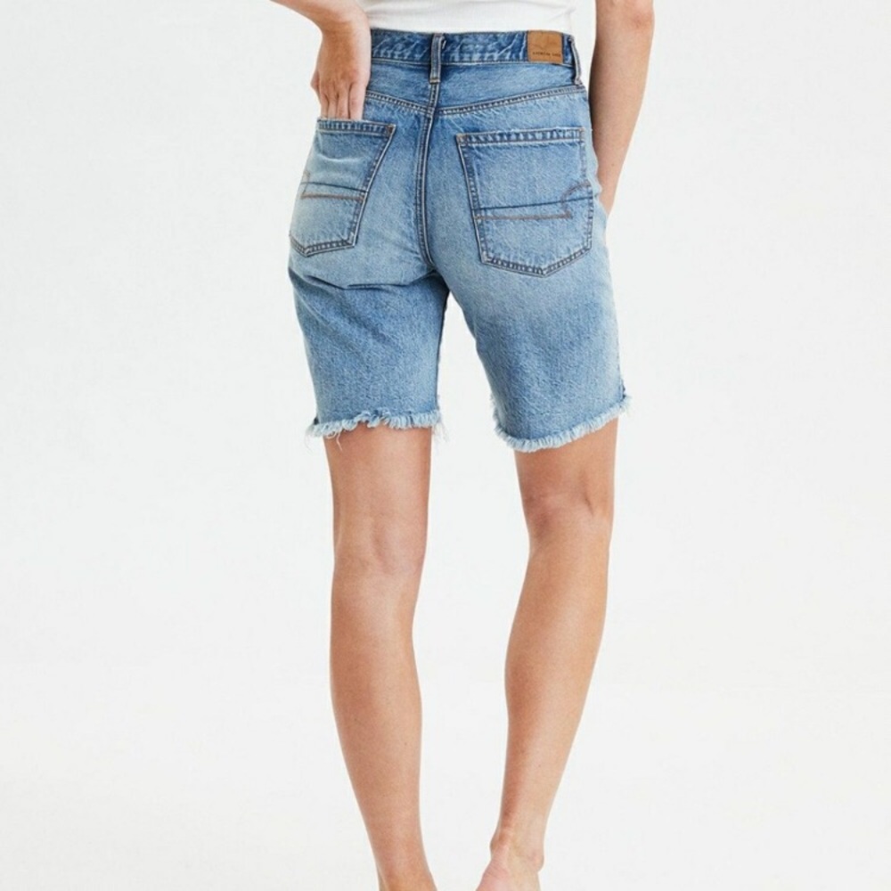 American Eagle 90s boyfriend shorts NWT